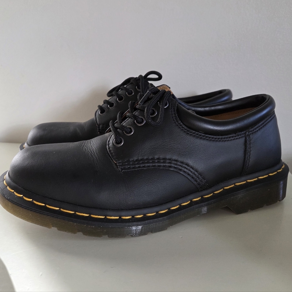 DOC MARTENS 8053 Black Nappa Leather Casual Shoes Men Size 9